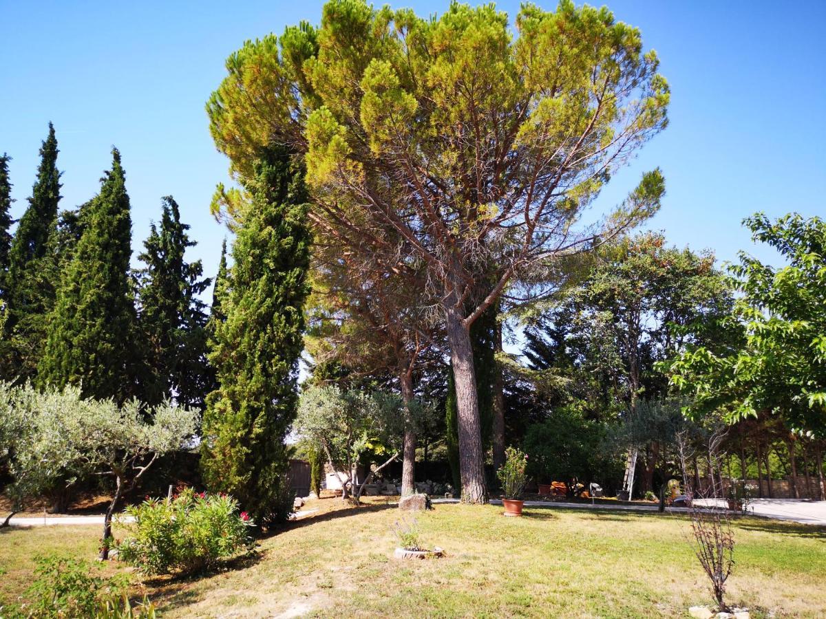 La Bastide Du Limon Aparthotel Mormoiron Kültér fotó