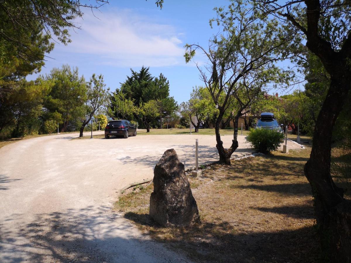 La Bastide Du Limon Aparthotel Mormoiron Kültér fotó